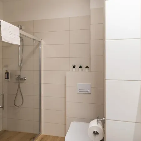 Apartman Rent Like Home - Apartament Kolo Brzegu V